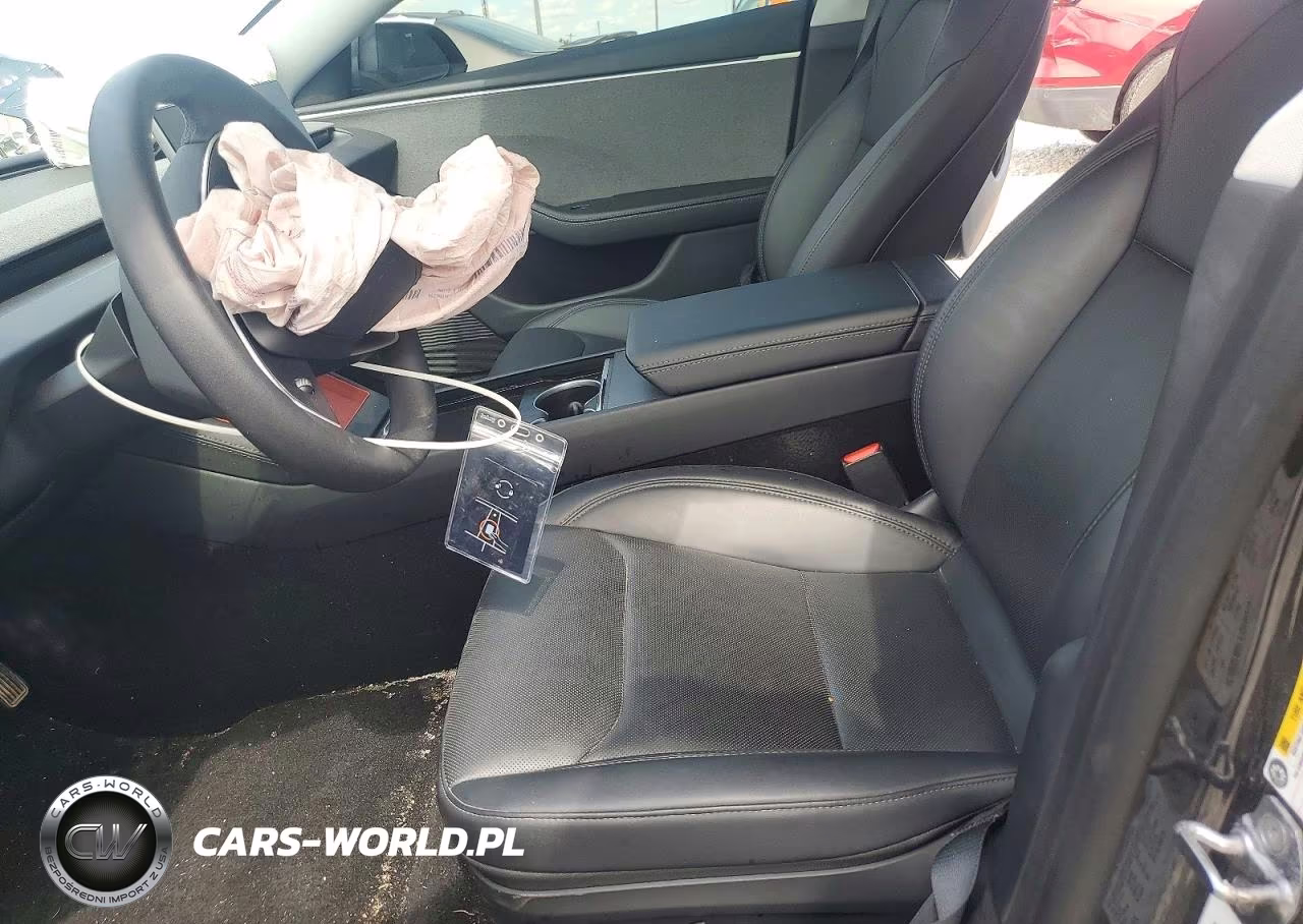 2025 Tesla Model 3 VIN:5YJ3E1EA2SF000804 - 7