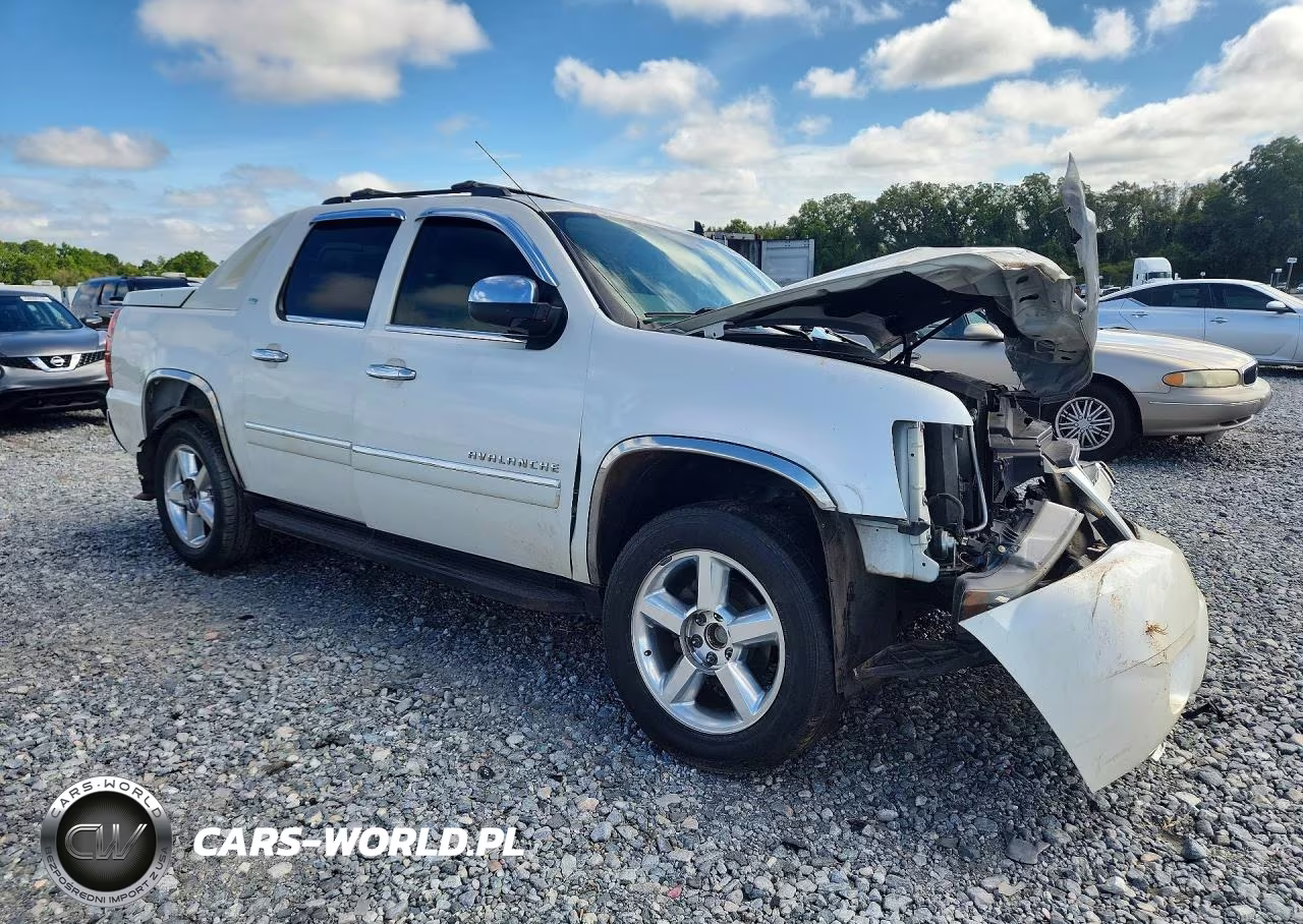 2012 Chevrolet Avalanche Ltz VIN:3GNMCGE01CG247268 - 4