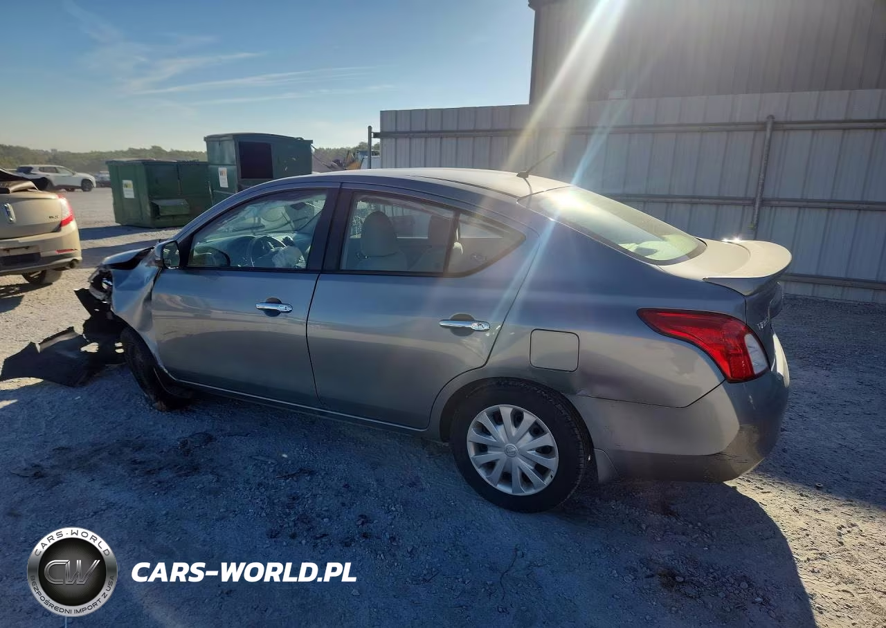 2013 Nissan Versa 1.6 S VIN:3N1CN7AP8DL889290 - 2
