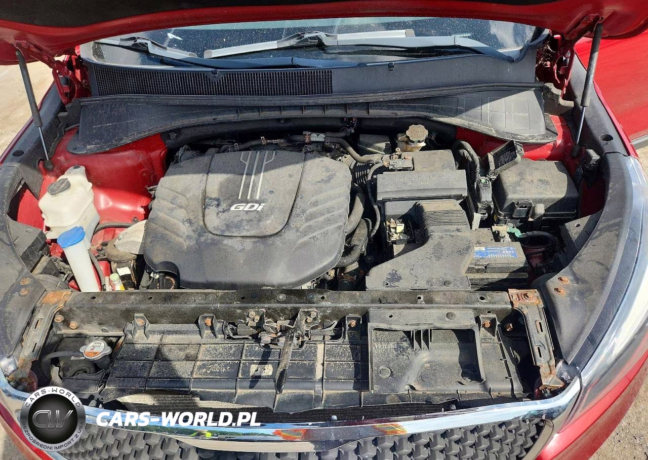 2018 Kia Sorento VIN:5XYPHDA56JG366775 - 12