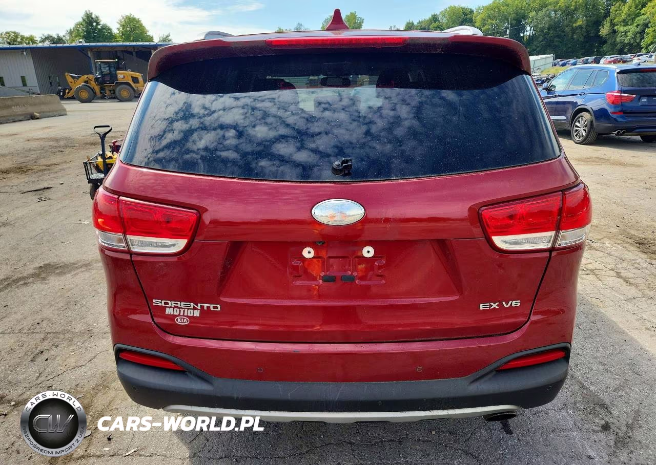 2018 Kia Sorento VIN:5XYPHDA56JG366775 - 6