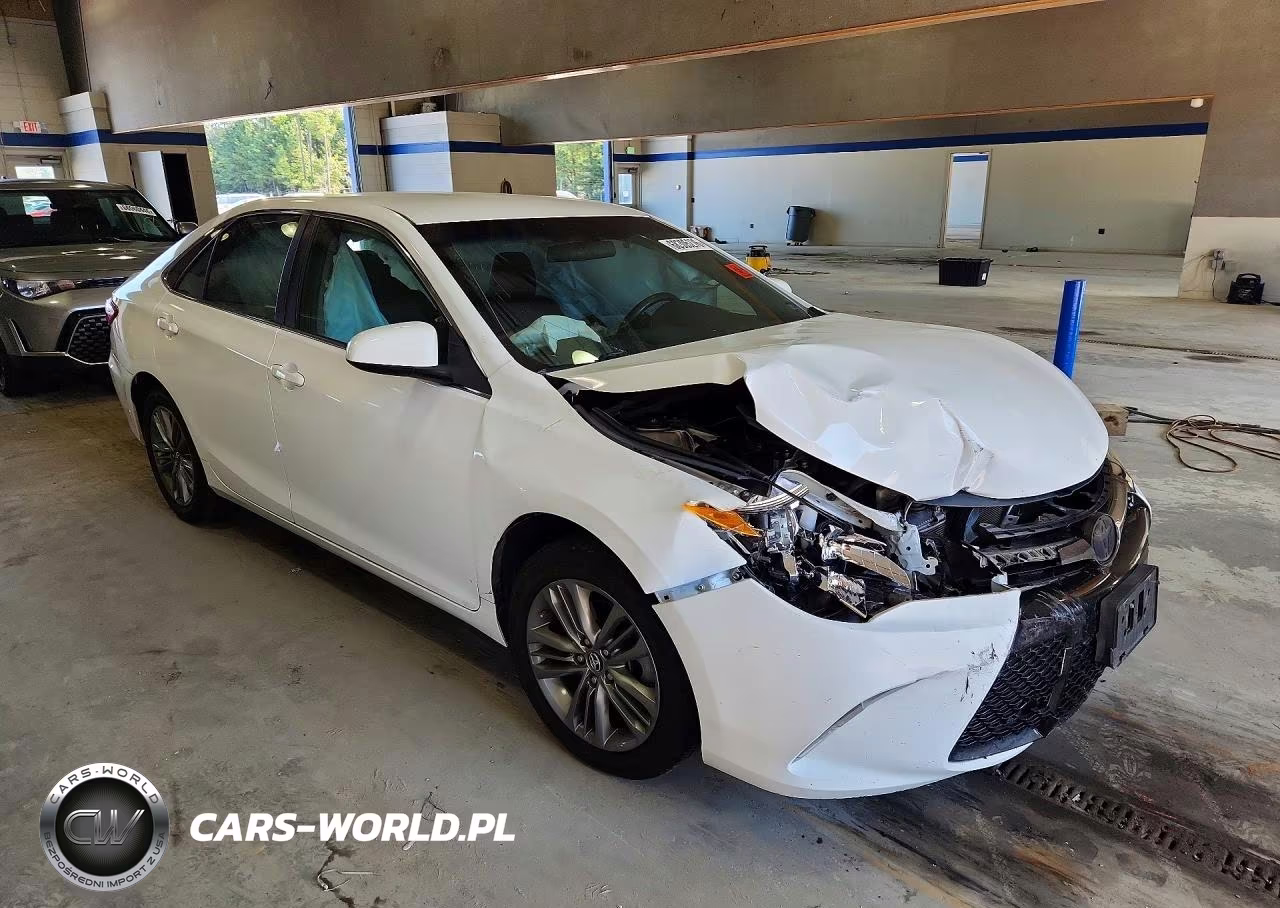 2017 Toyota Camry Se VIN:4T1BF1FK1HU695188 - 4