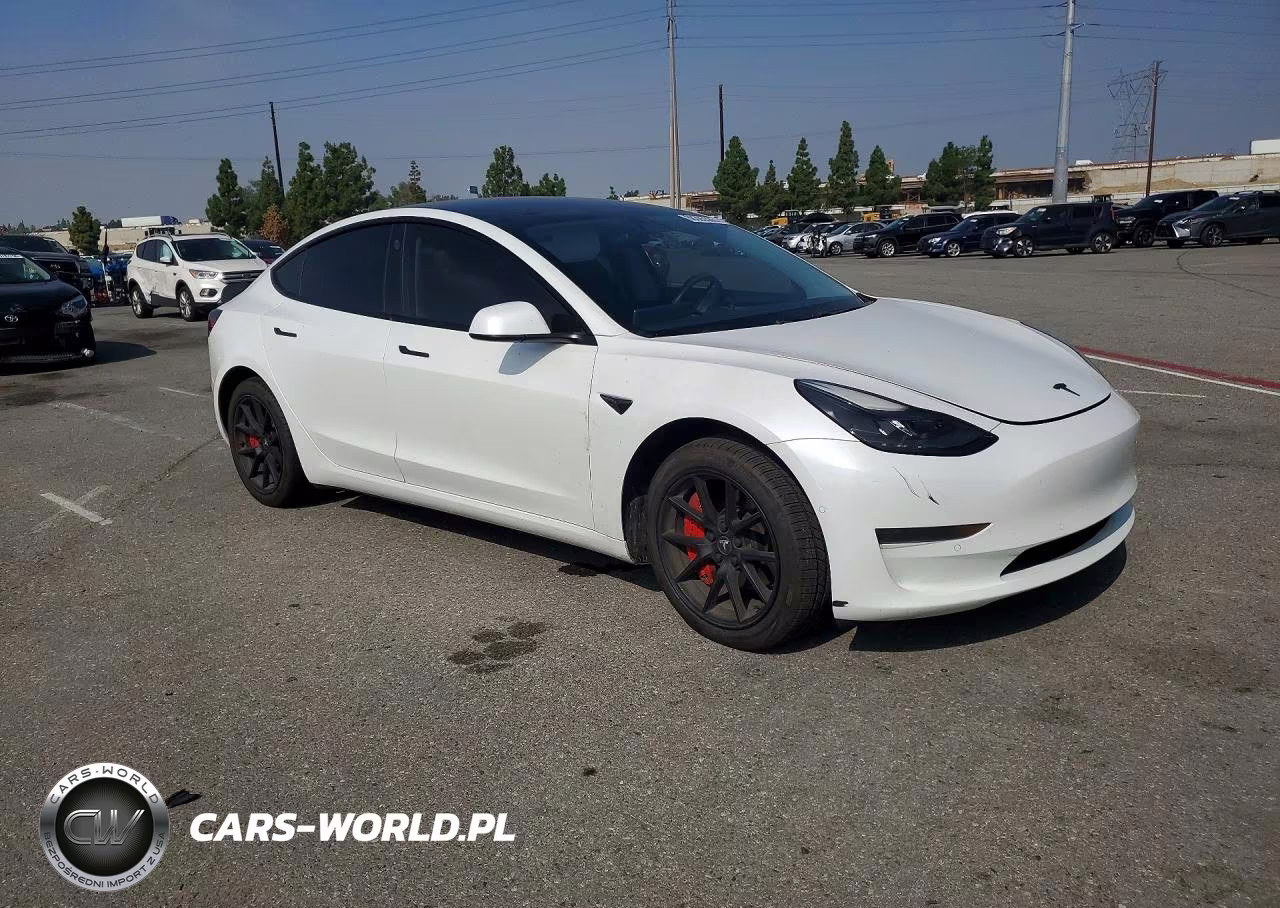 2021 Tesla Model 3 VIN:5YJ3E1EAXMF982164 - 4