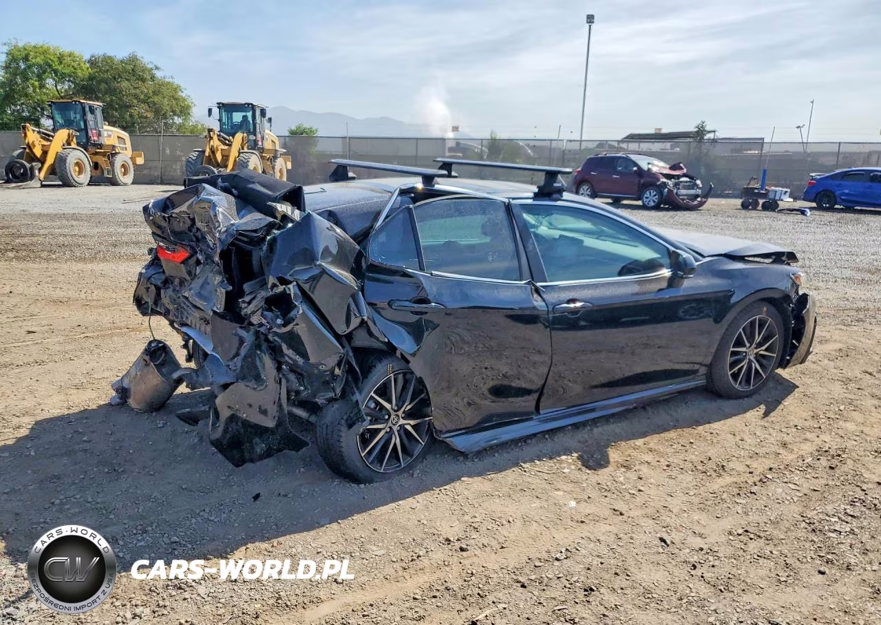 2024 Toyota Camry Hybrid Se VIN:4T1S31AK4RU629123 - 3