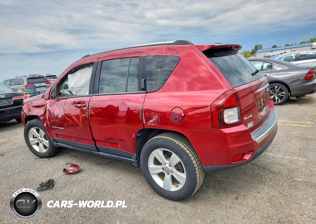 2015 Jeep Compass Latitude VIN:1C4NJDEB7FD143212 - 2