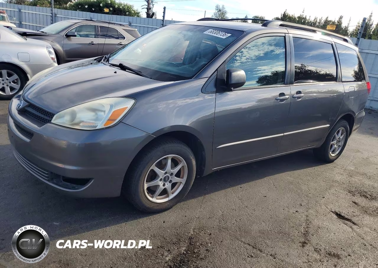 2005 Toyota Sienna Le 7 Passenger