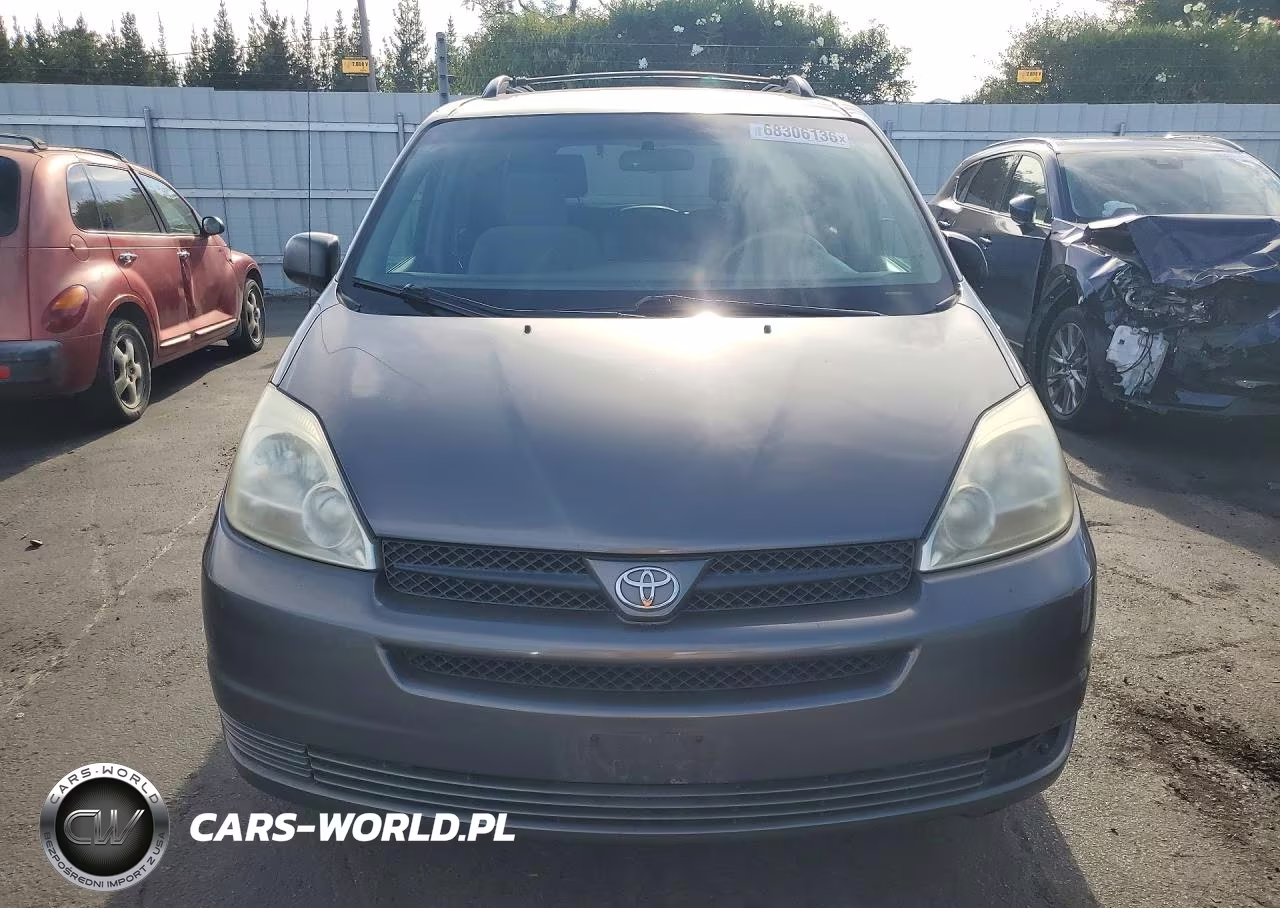 2005 Toyota Sienna Le 7 Passenger VIN:5TDZA23C15S256786 - 5