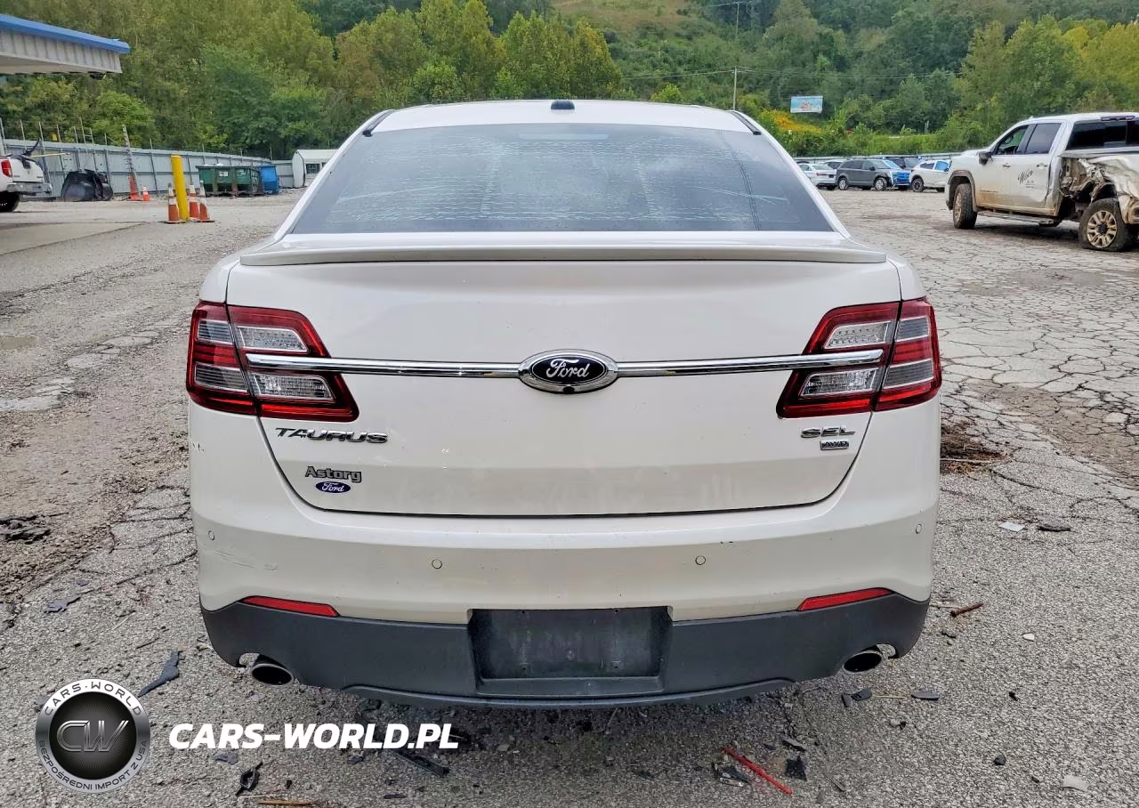 2018 Ford Taurus Sel VIN:1FAHP2H81JG108940 - 6