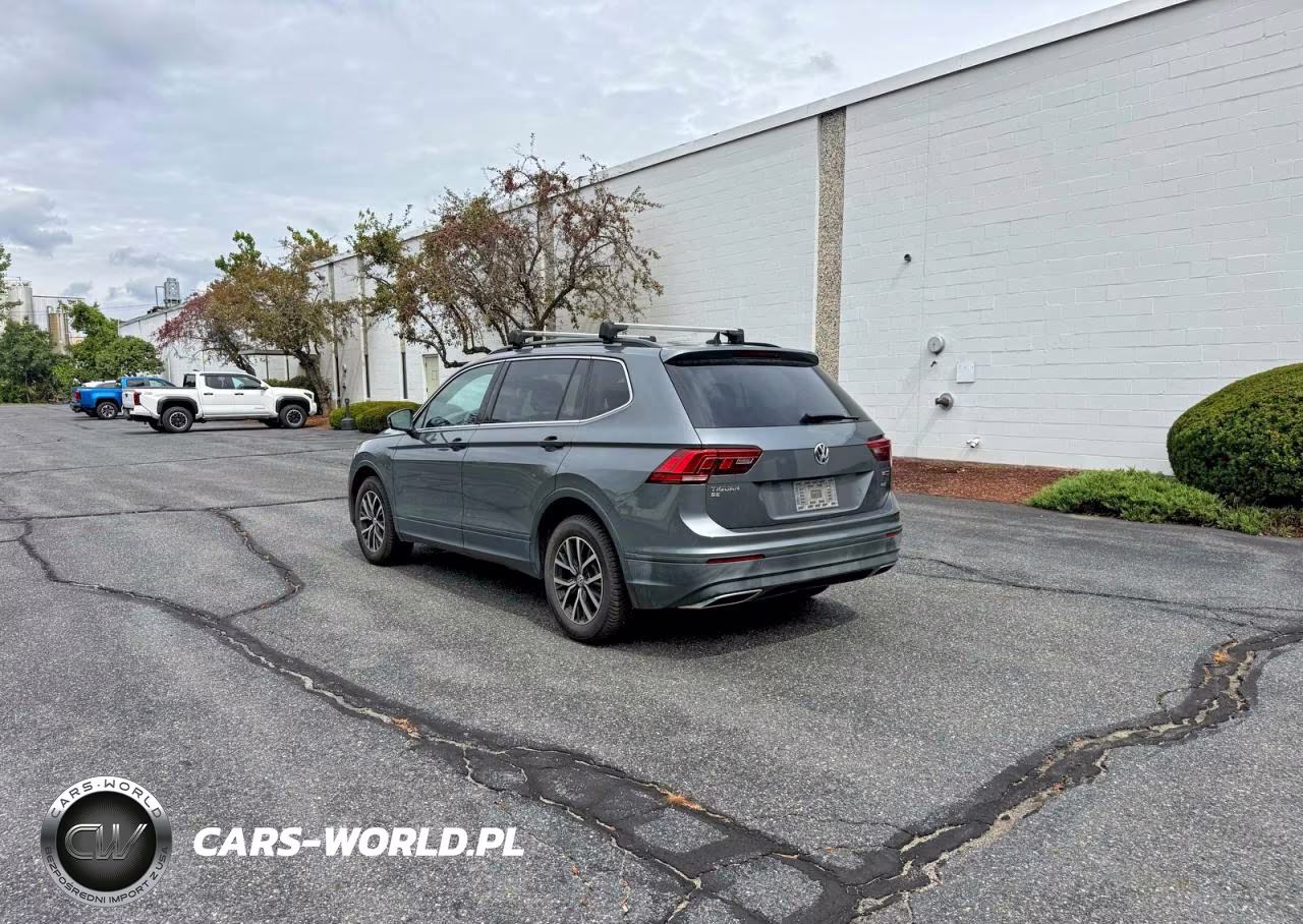 2019 Volkswagen Tiguan Se VIN:3VV2B7AX8KM016908 - 3