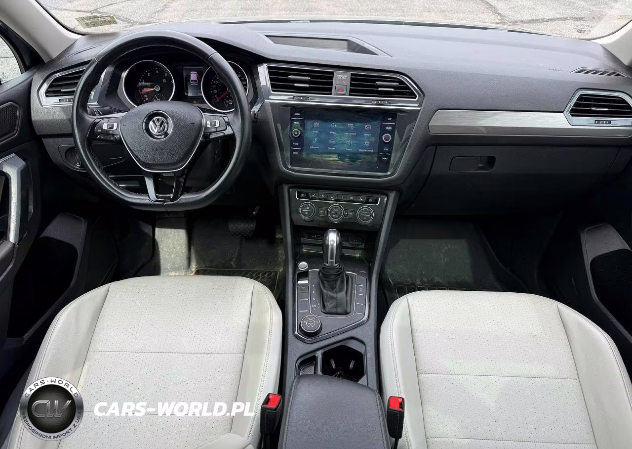 2019 Volkswagen Tiguan Se VIN:3VV2B7AX8KM016908 - 9