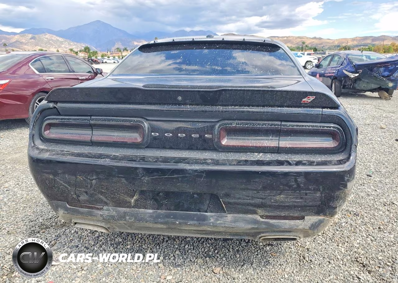 2019 Dodge Challenger Sxt VIN:2C3CDZGGXKH532268 - 6