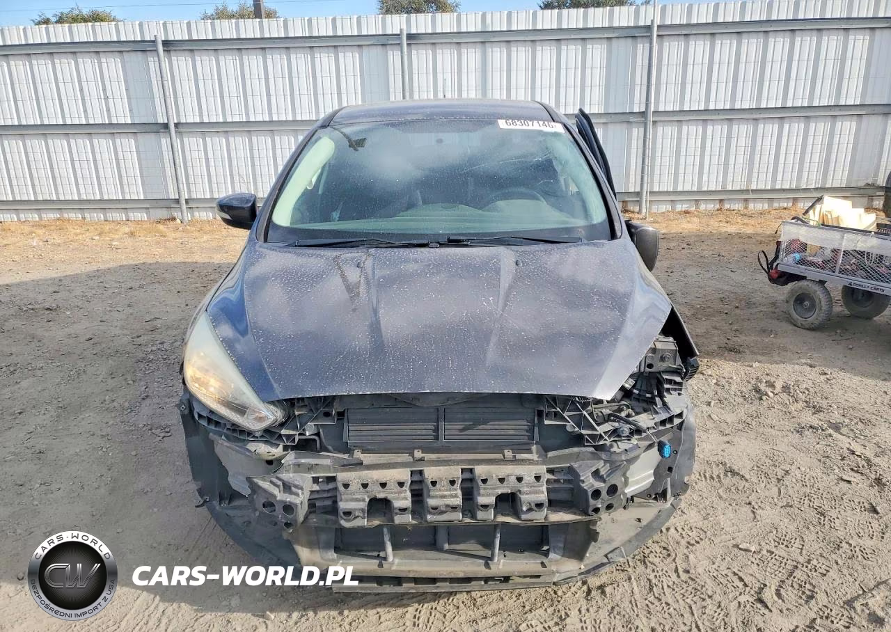 2016 Ford Focus Se VIN:1FADP3F23GL346369 - 5