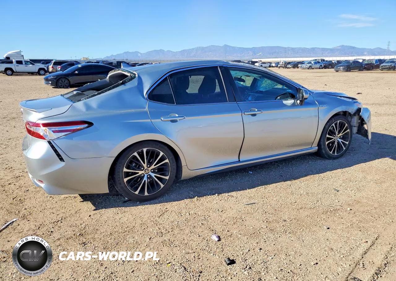 2020 Toyota Camry Se VIN:4T1G31AK2LU544486 - 3
