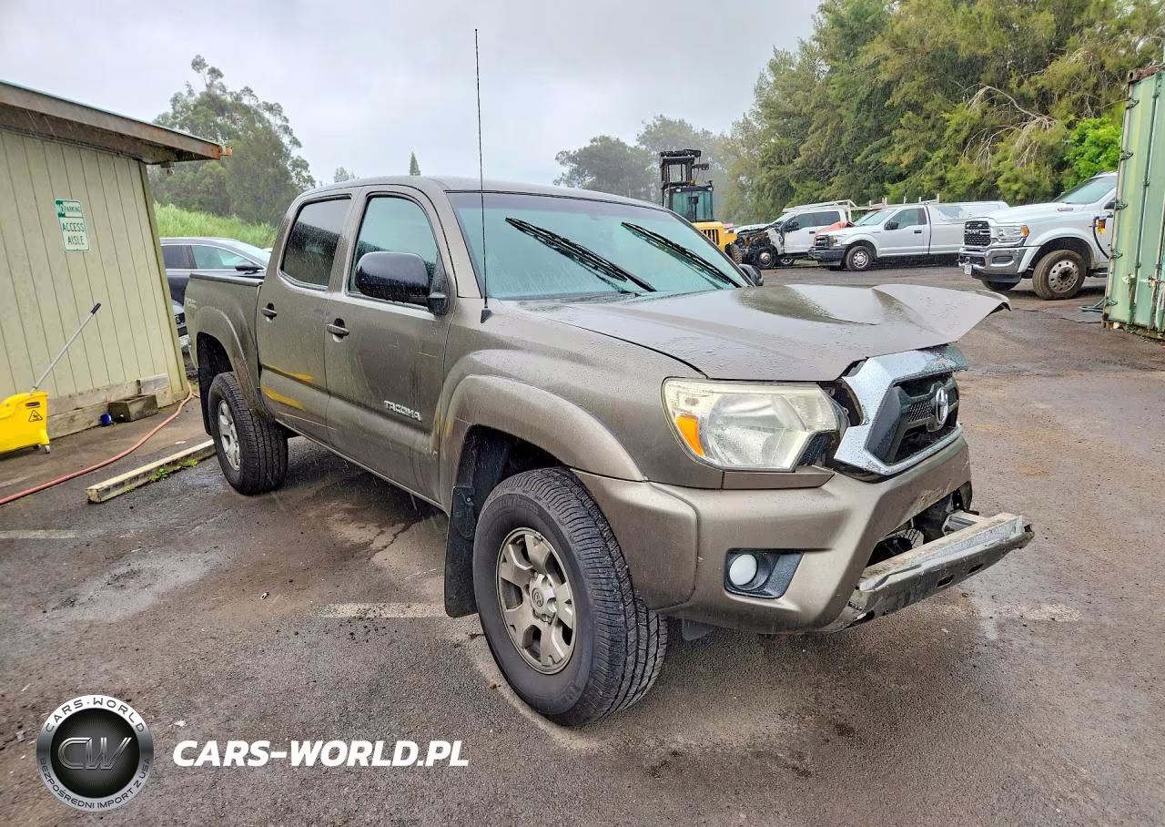 2013 Toyota Tacoma V6 VIN:3TMLU4EN1DM116467 - 4
