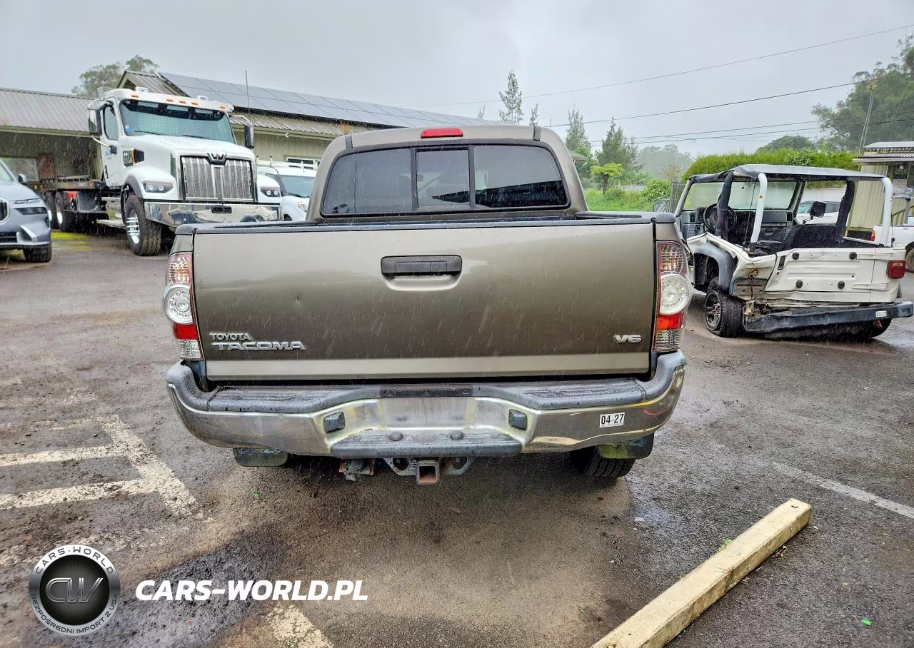 2013 Toyota Tacoma V6 VIN:3TMLU4EN1DM116467 - 6