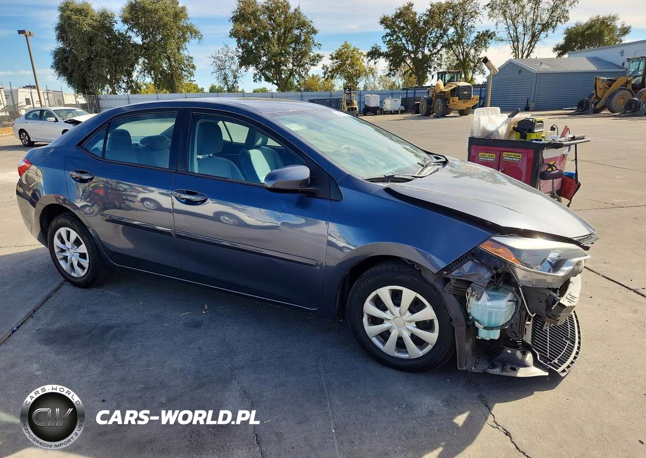2014 Toyota Corolla L VIN:5YFBURHEXEP123559 - 4