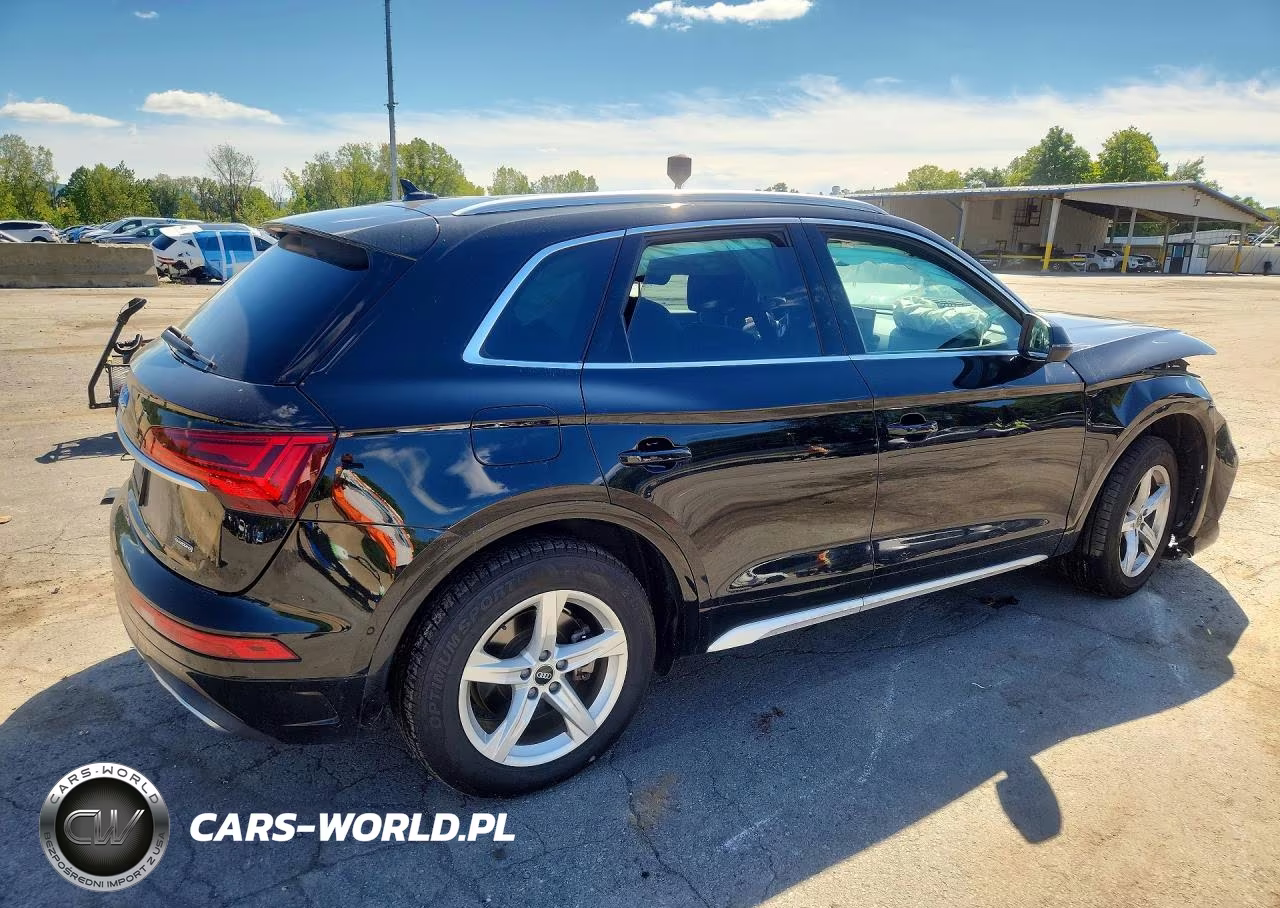 2021 Audi Q5 Premium VIN:WA1AAAFY0M2054696 - 3