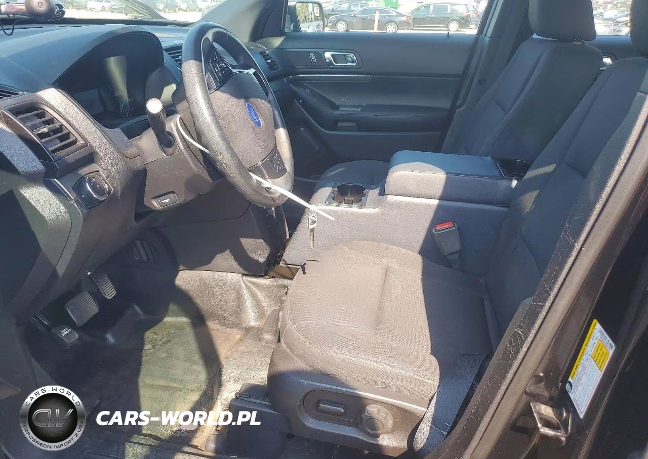 2017 Ford Explorer Police Interceptor VIN:1FM5K8ARXHGD07055 - 7