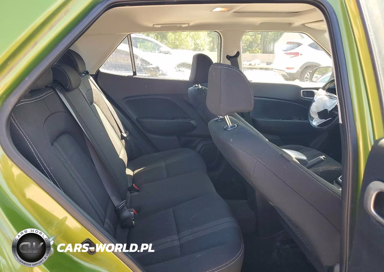 2023 Hyundai Venue Sel VIN:KMHRC8A31PU212040 - 10
