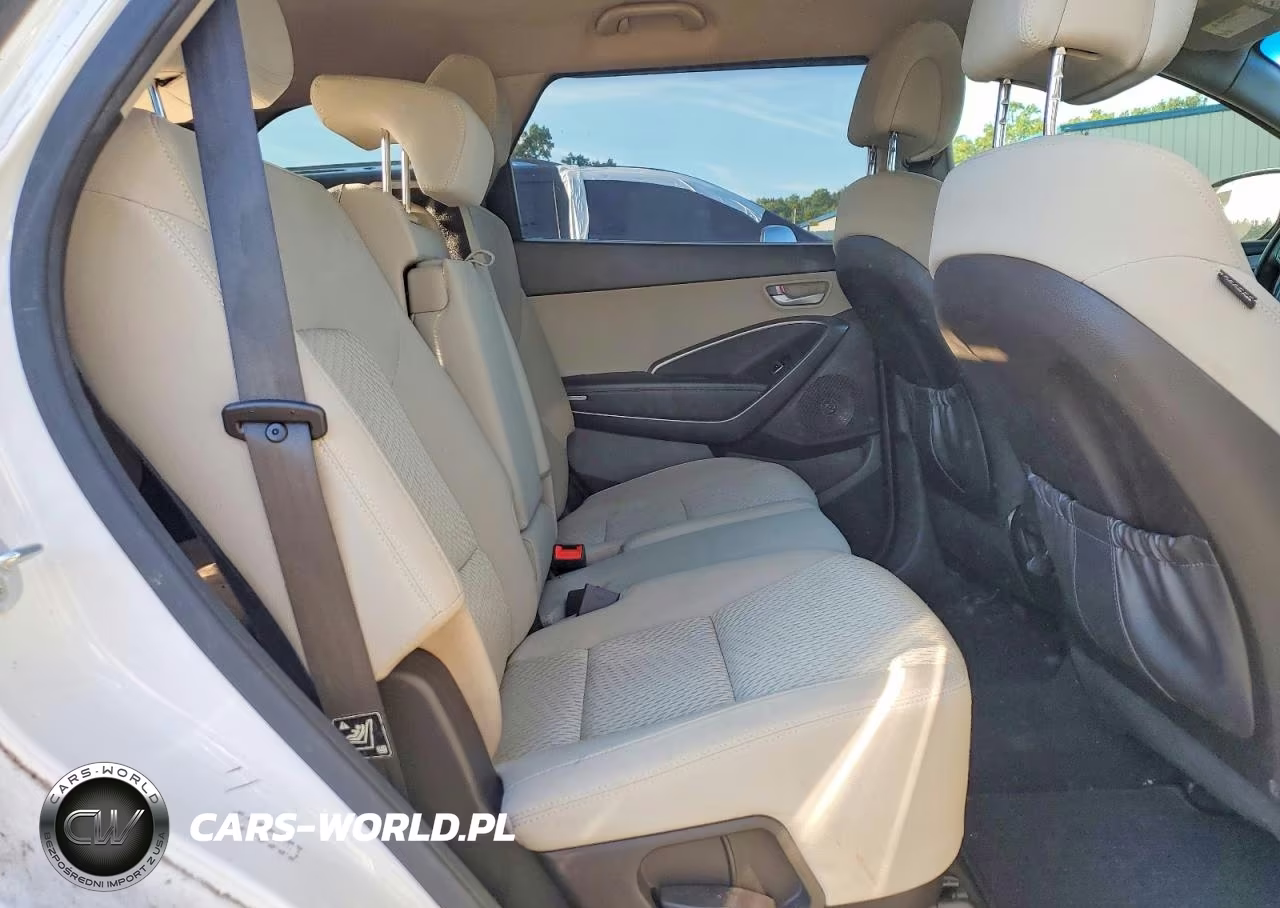 2016 Hyundai Santa Fe Se VIN:KM8SMDHF0GU130534 - 11