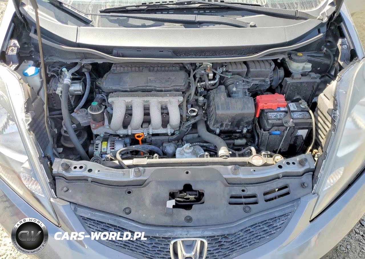 2013 Honda Fit VIN:JHMGE8H37DC082566 - 12