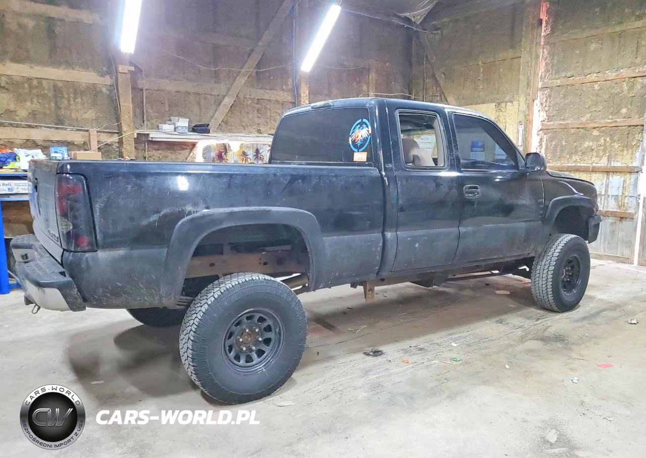 2002 Chevrolet Silverado K1500 VIN:1GCEK19T32E248087 - 3