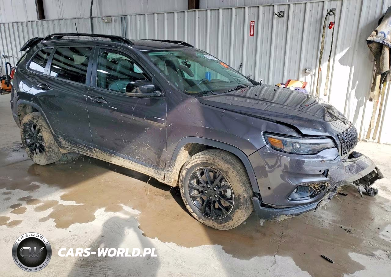 2023 Jeep Cherokee Altitude Lux VIN:1C4PJMMB5PD111421 - 4