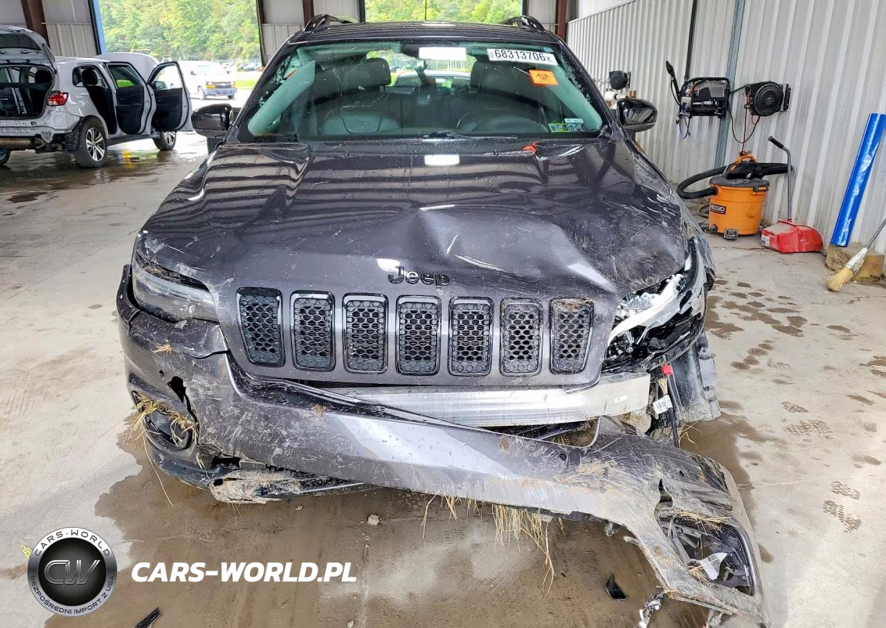 2023 Jeep Cherokee Altitude Lux VIN:1C4PJMMB5PD111421 - 5