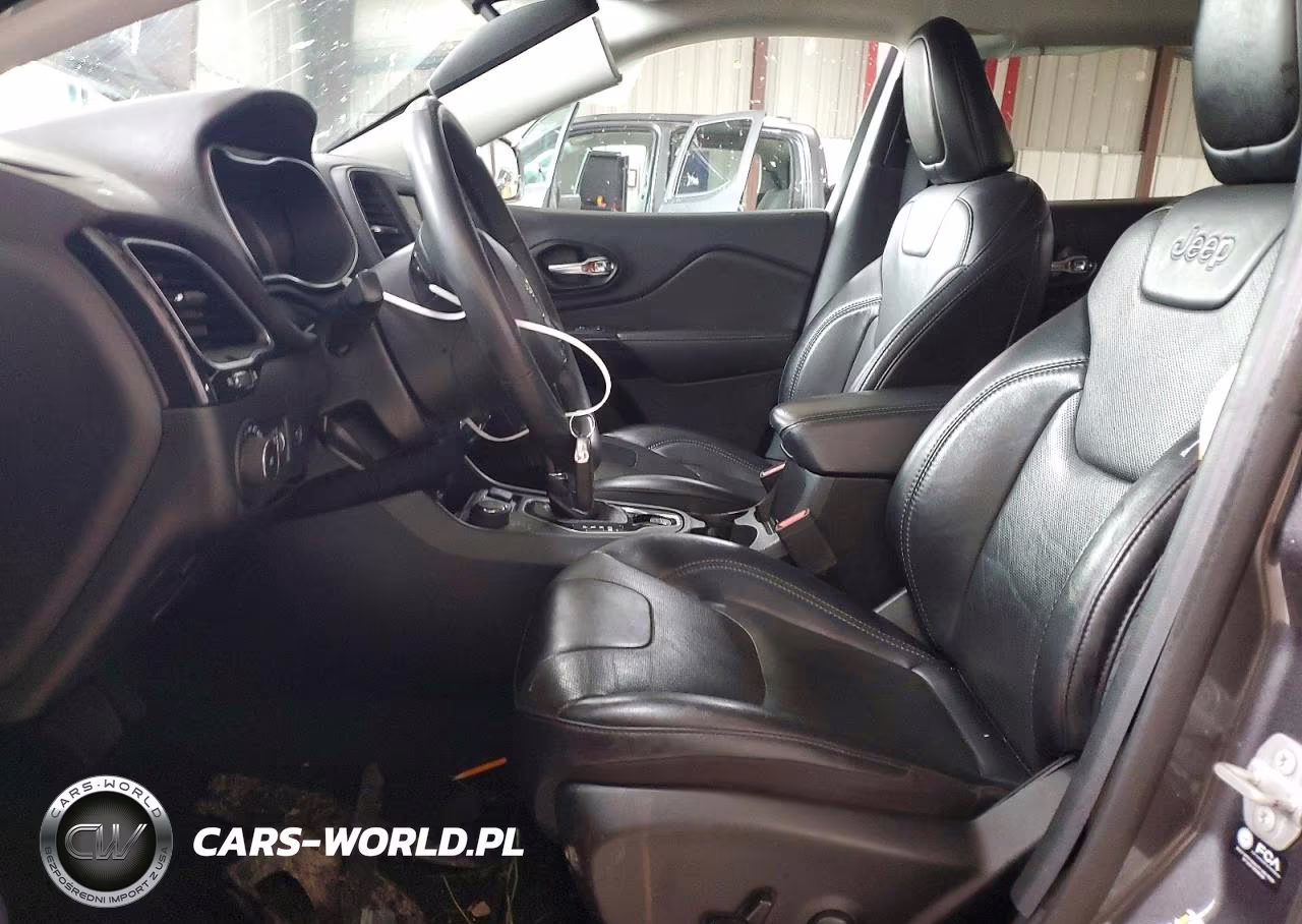 2023 Jeep Cherokee Altitude Lux VIN:1C4PJMMB5PD111421 - 7
