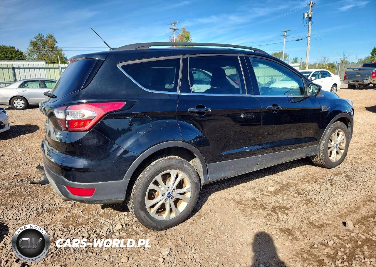 2018 Ford Escape Se VIN:1FMCU9GD3JUA14902 - 3