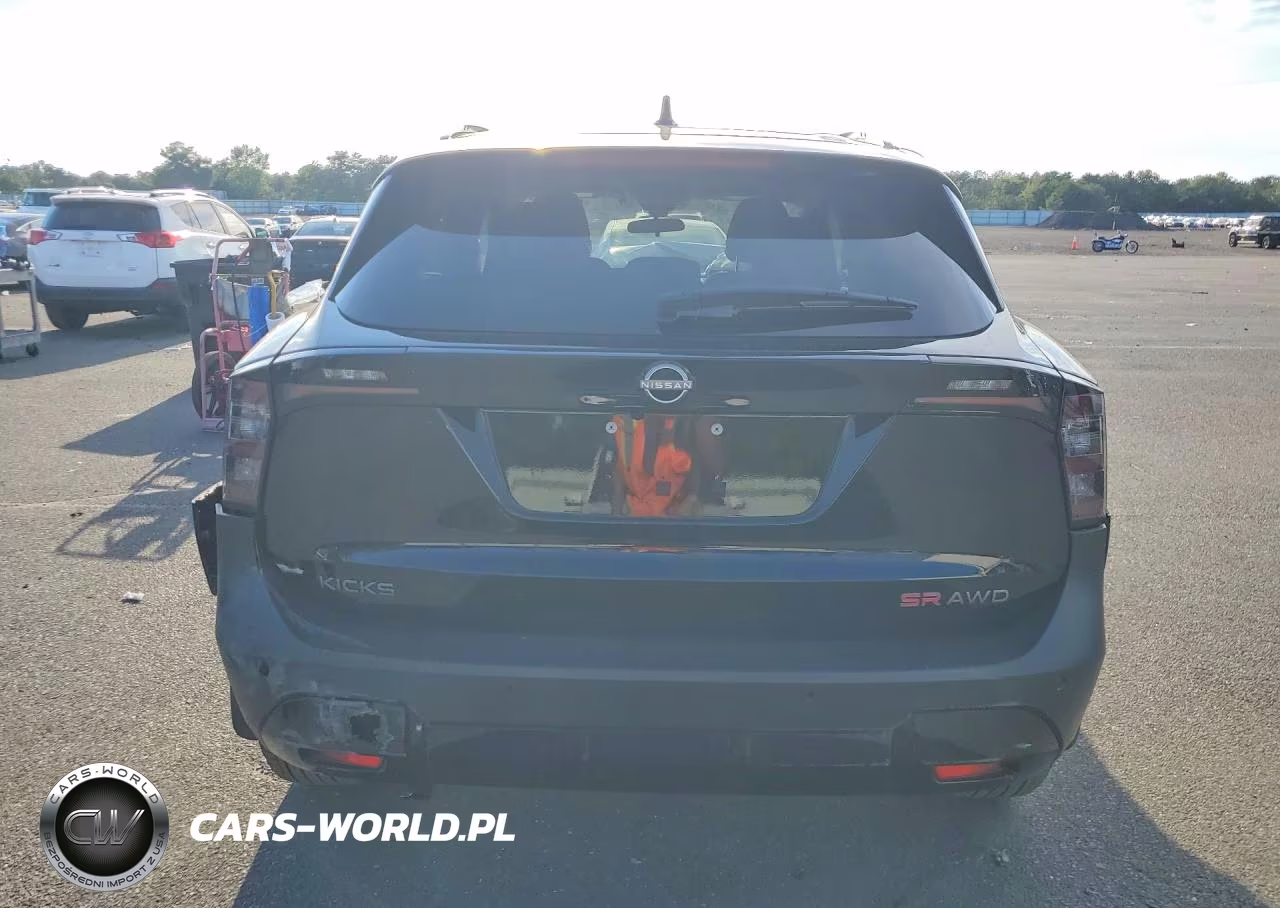 2026 Nissan Kicks Sr VIN:3N8AP6DD9TL327766 - 6