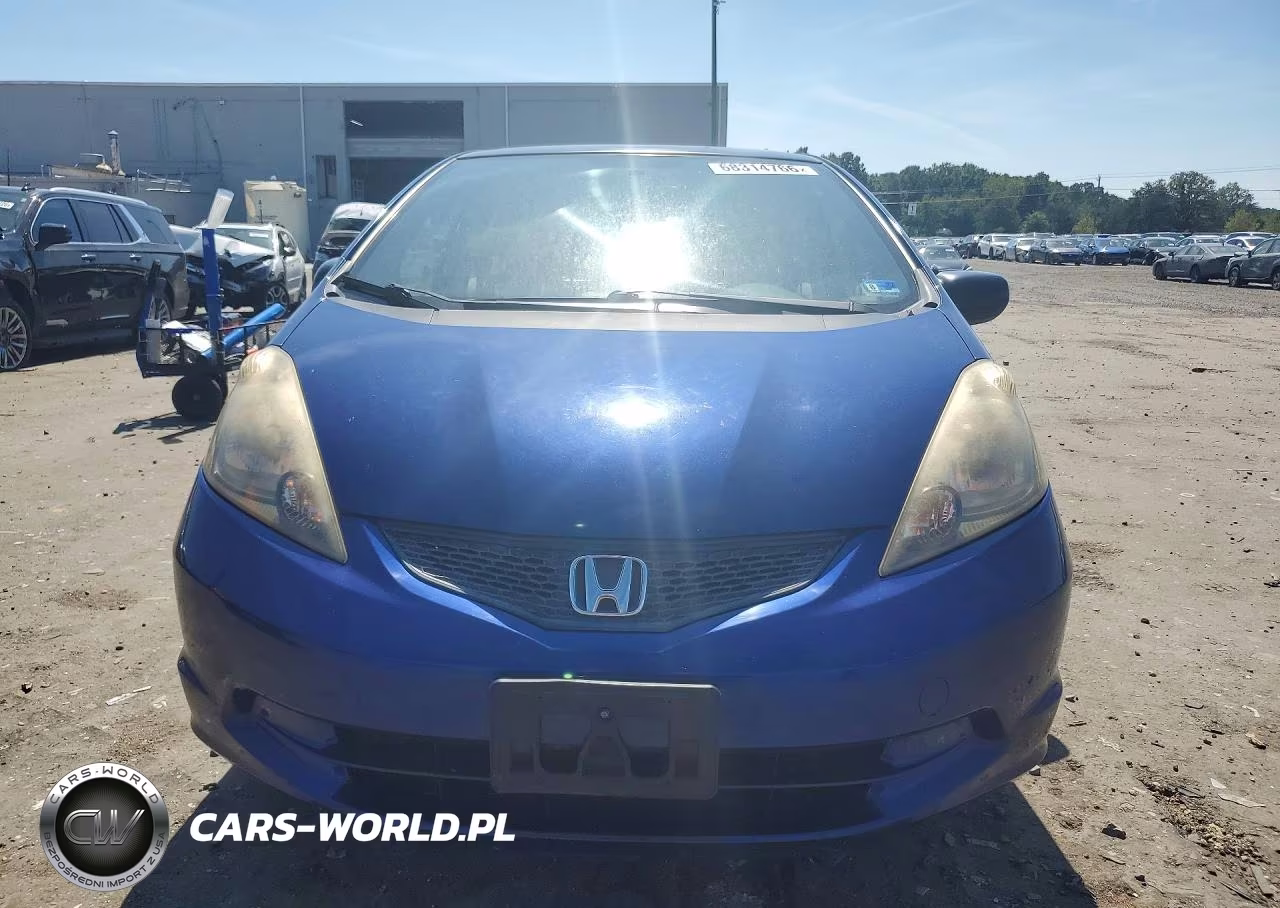 2010 Honda Fit VIN:JHMGE8H2XAS004596 - 5