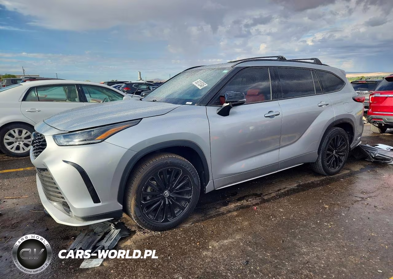 2023 Toyota Highlander Xse