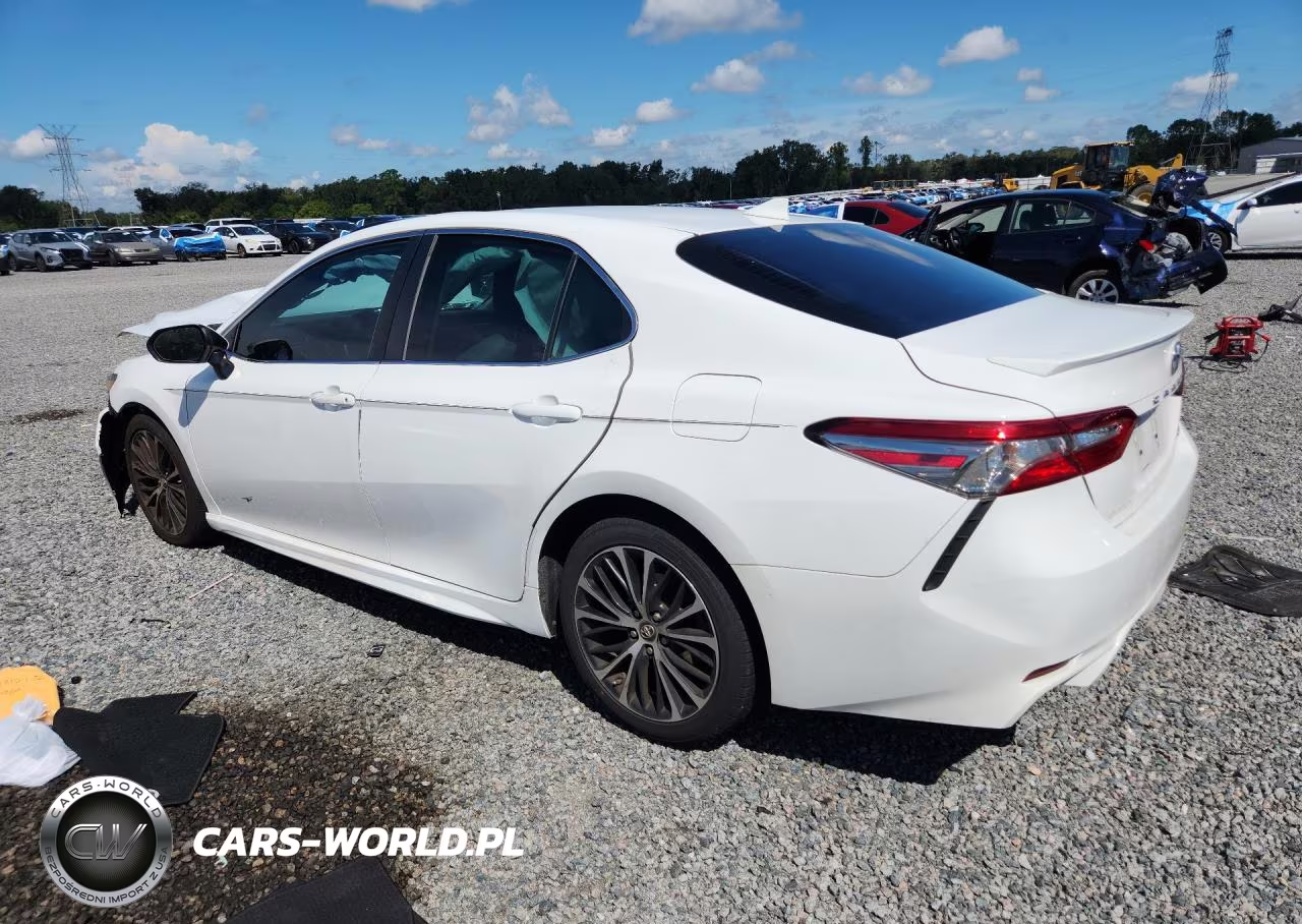 2018 Toyota Camry Se VIN:4T1B11HK0JU042918 - 2