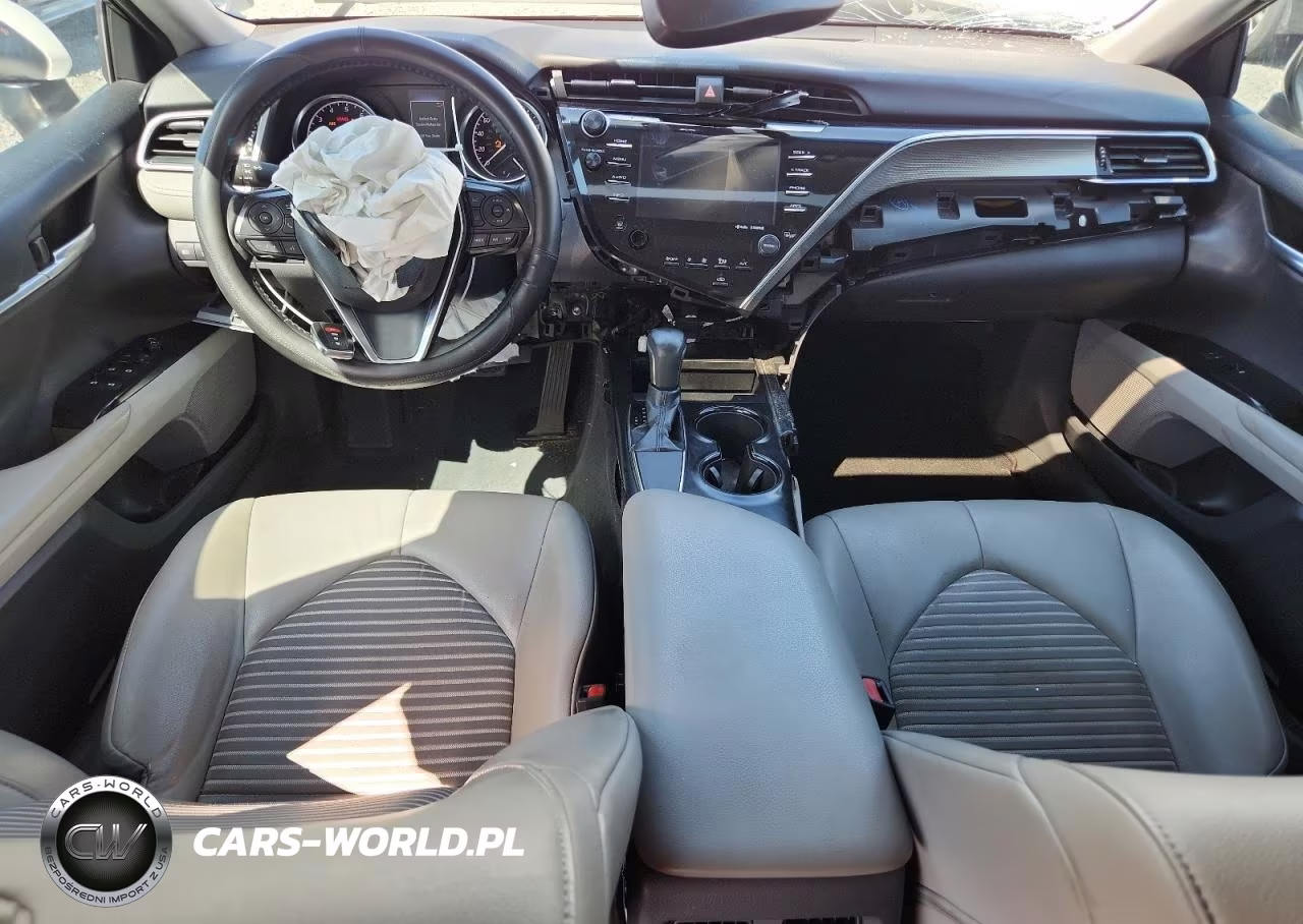 2018 Toyota Camry Se VIN:4T1B11HK0JU042918 - 8