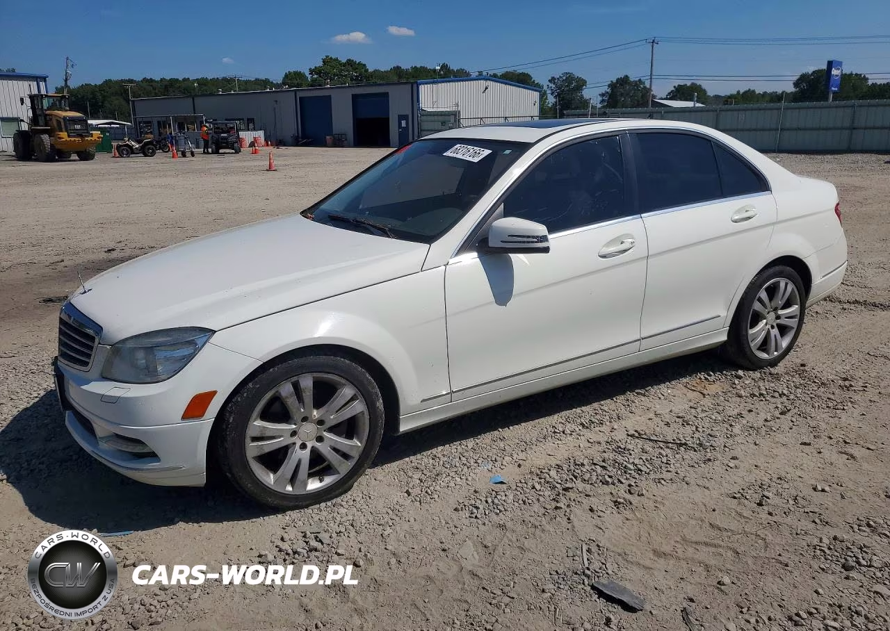 2011 Mercedes-Benz C 300 4Matic – zdjęcie 1 z 12