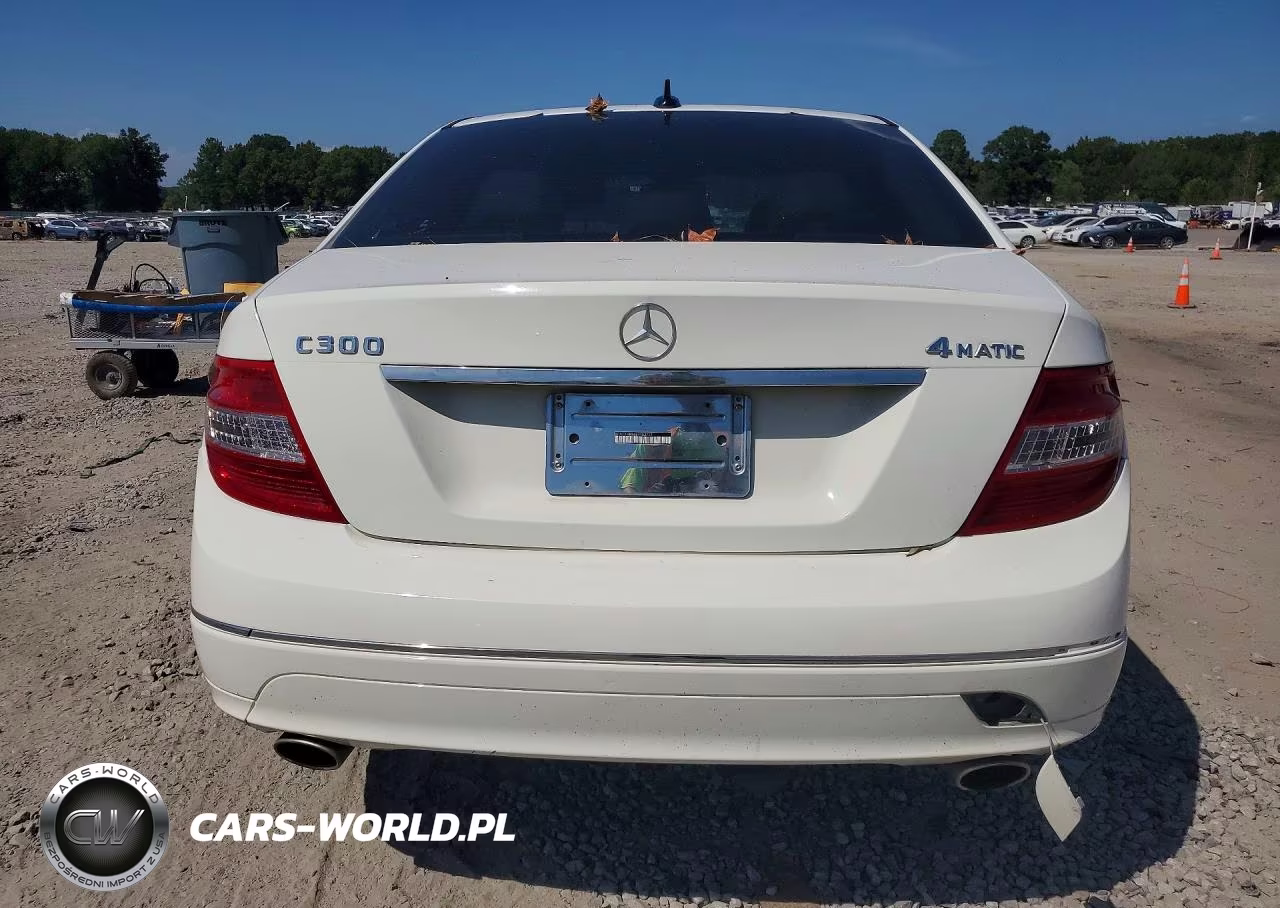 2011 Mercedes-Benz C 300 4Matic VIN:WDDGF8BB6BR153724 - 6