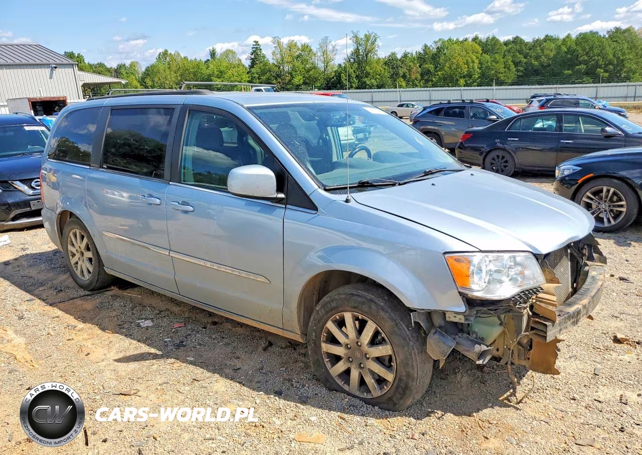 2013 Chrysler Town & Country Touring VIN:2C4RC1BG3DR741883 - 4