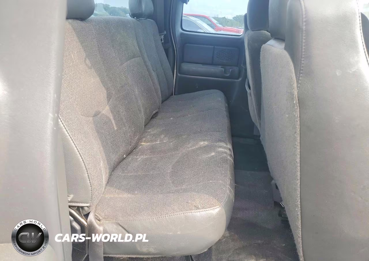 2004 Chevrolet Silverado K1500 VIN:2GCEK19T741279749 - 10