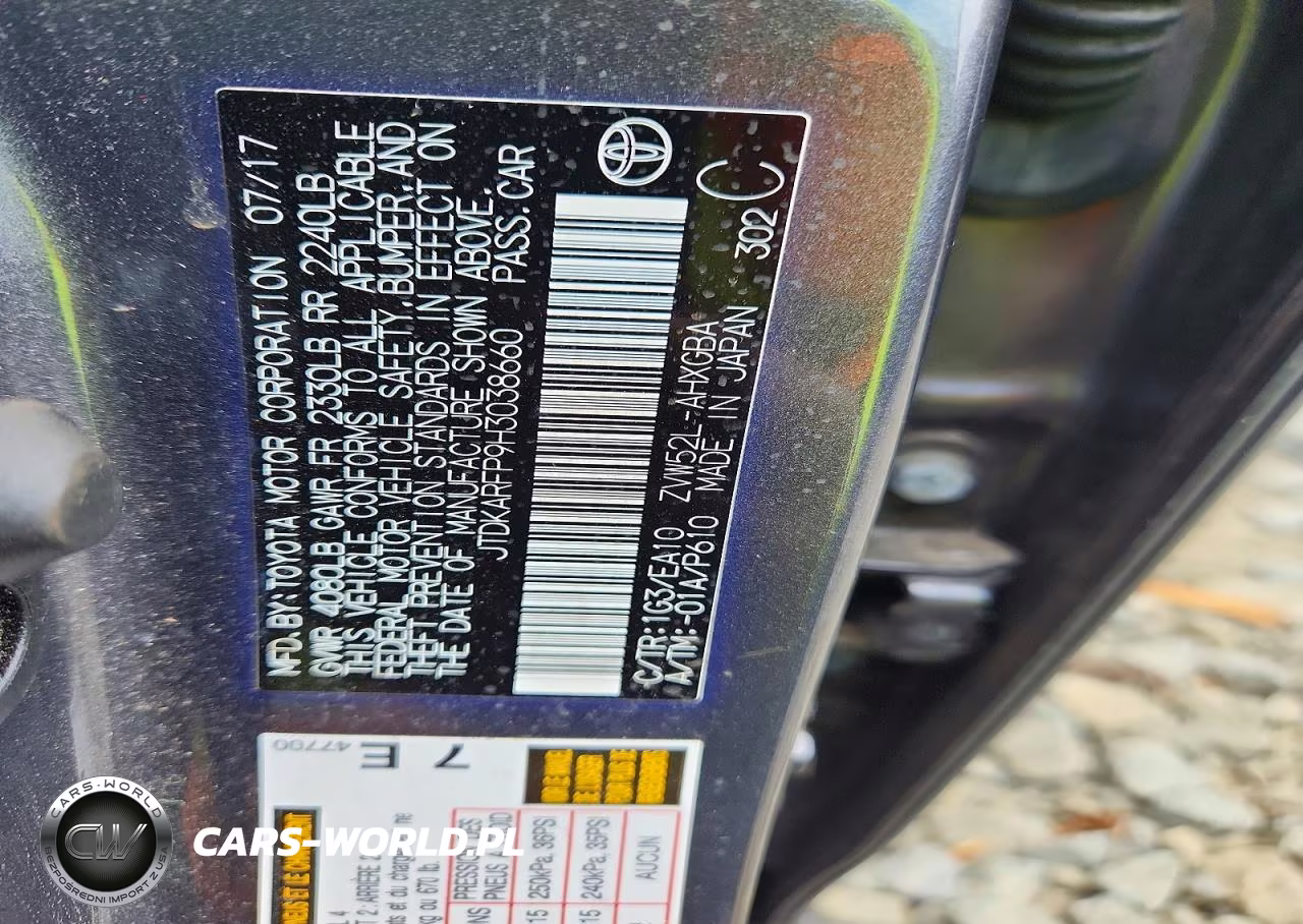2017 Toyota Prius Prime Advanced VIN:JTDKARFP9H3038660 - 12