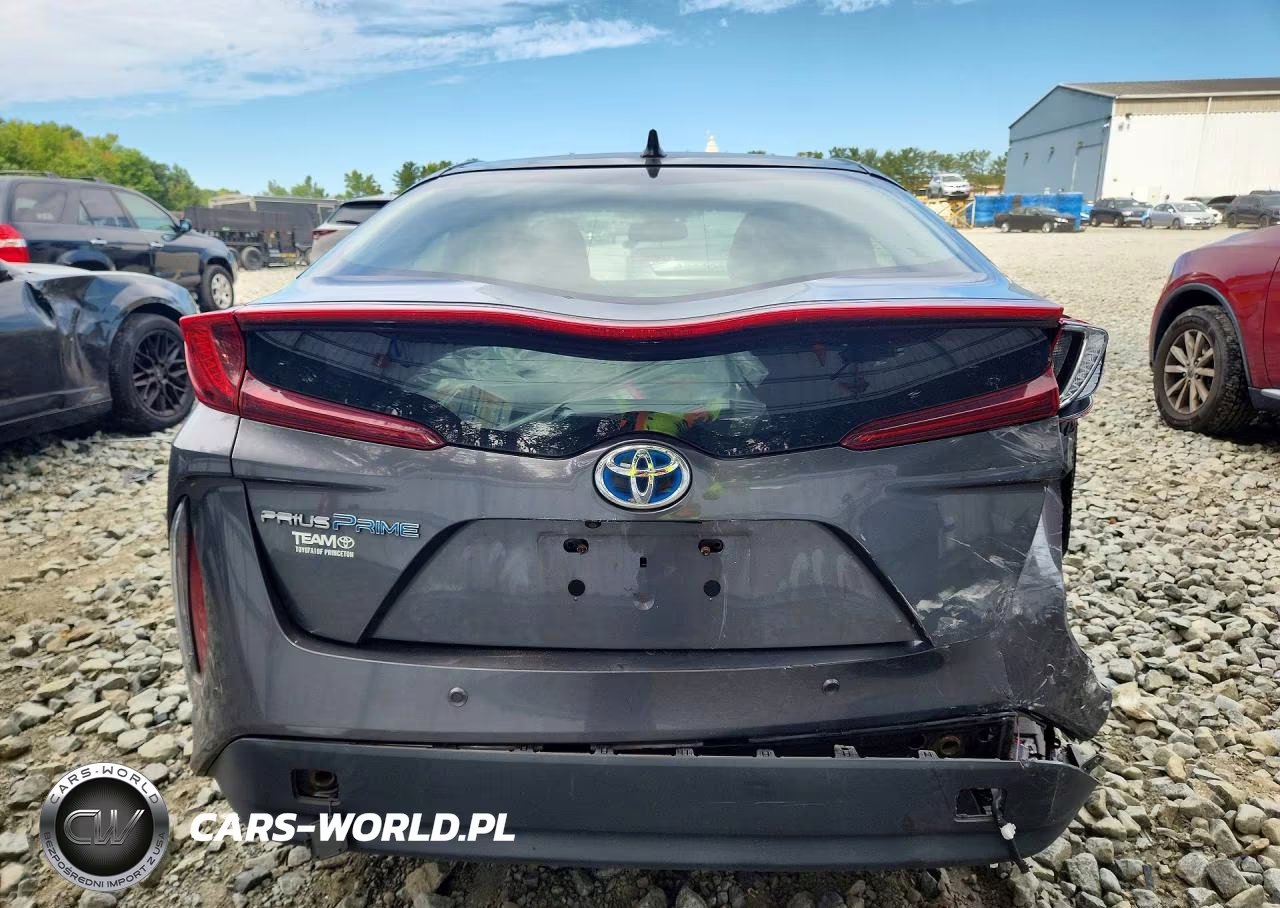 2017 Toyota Prius Prime Advanced VIN:JTDKARFP9H3038660 - 6