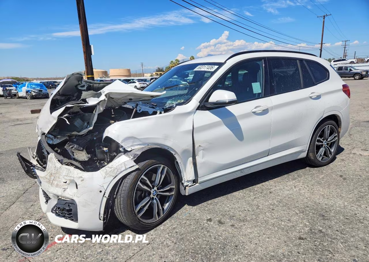 2018 BMW X1 xDrive28I VIN:WBXHT3C31J5L28357 - 1
