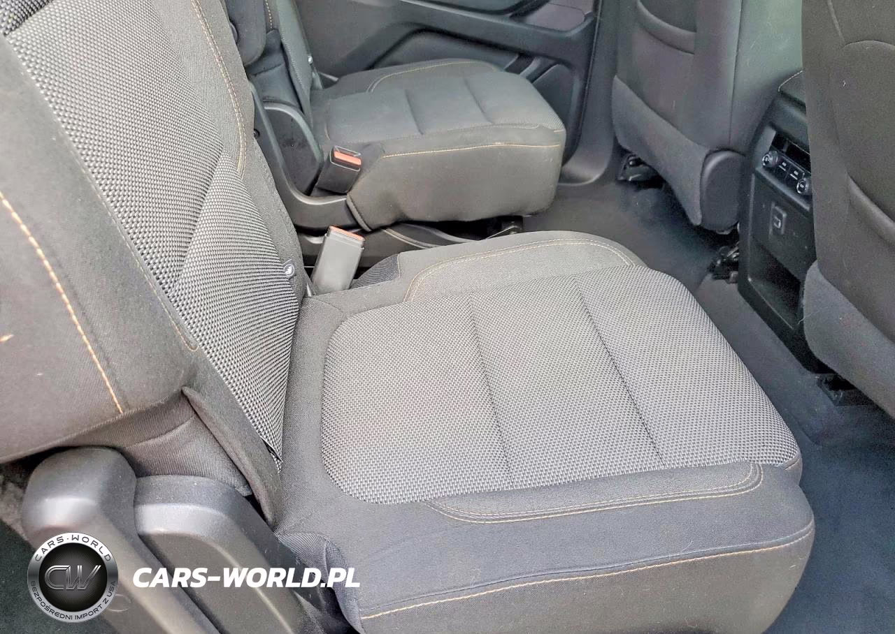 2019 Chevrolet Traverse Lt VIN:1GNERGKW0KJ172328 - 11