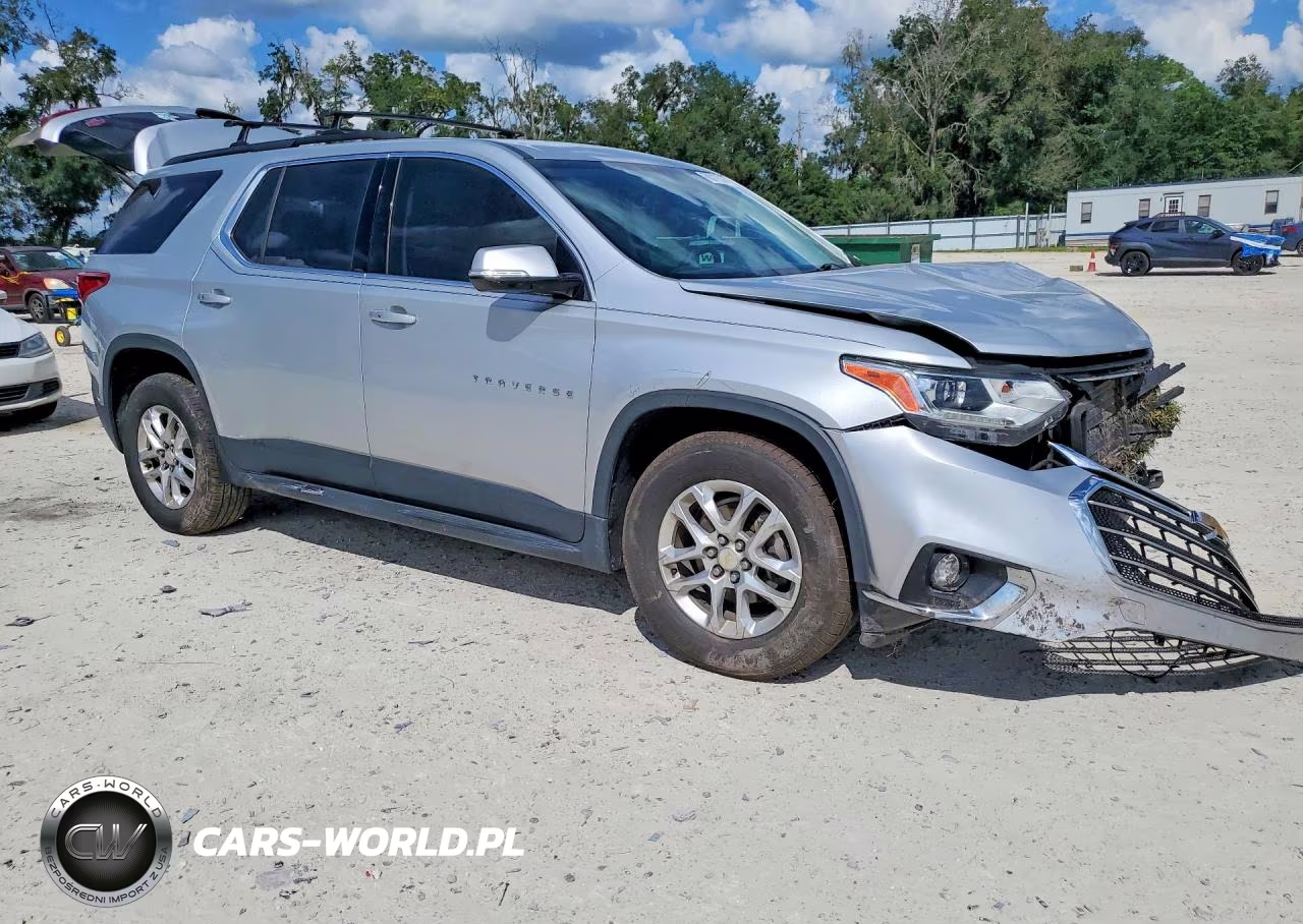 2019 Chevrolet Traverse Lt VIN:1GNERGKW0KJ172328 - 4