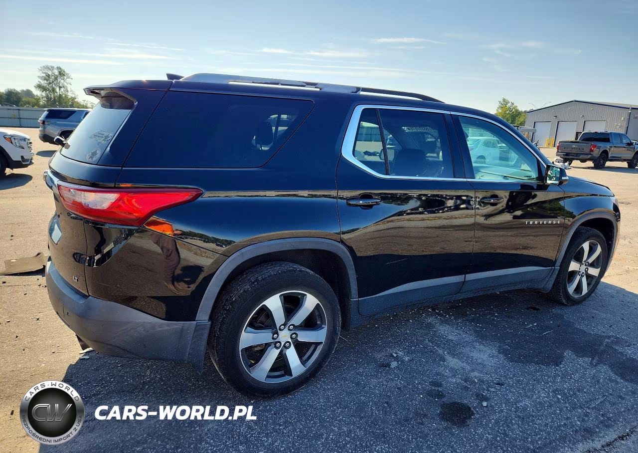 2018 Chevrolet Traverse Lt VIN:1GNERHKW0JJ104874 - 3