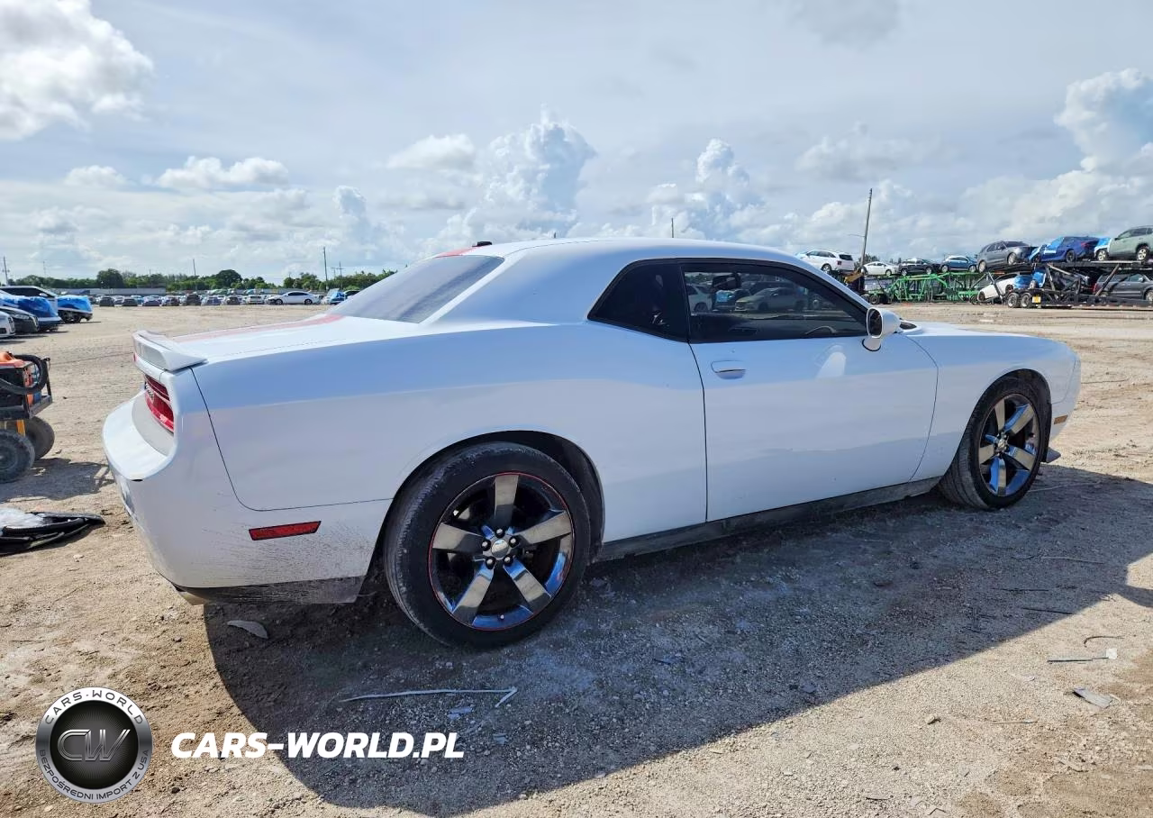 2012 Dodge Challenger Sxt VIN:2C3CDYAG9CH268920 - 3
