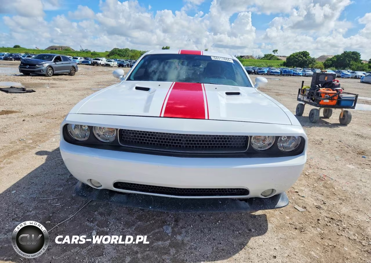 2012 Dodge Challenger Sxt VIN:2C3CDYAG9CH268920 - 5
