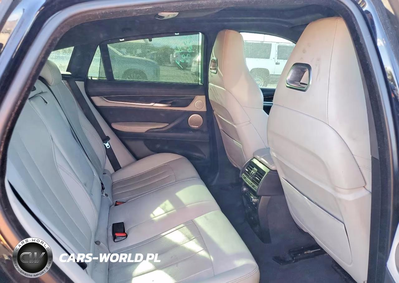2018 BMW X6 X6 M VIN:5YMKW8C51J0Y74542 - 11