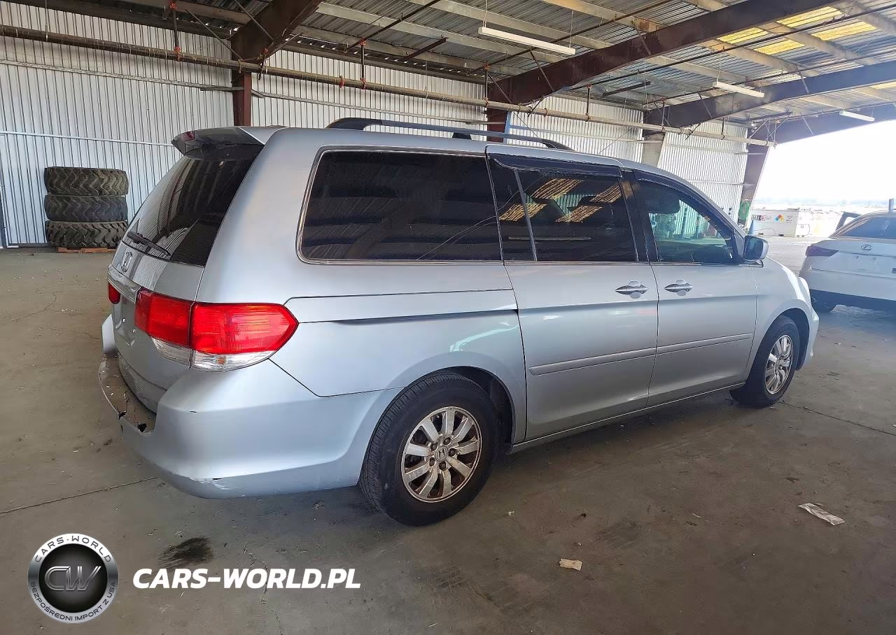 2010 Honda Odyssey Exl VIN:5FNRL3H76AB098844 - 3