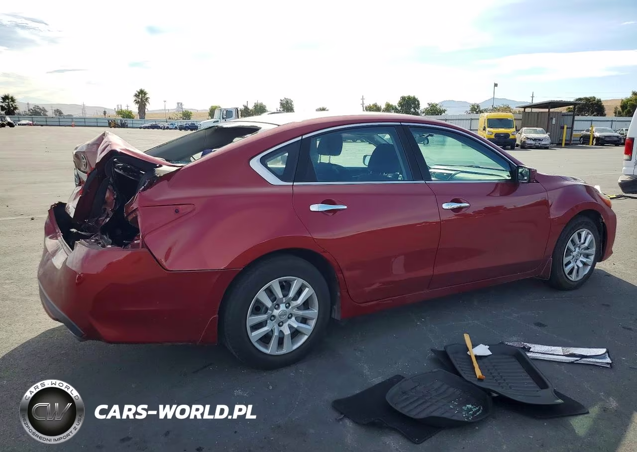 2018 Nissan Altima 2.5 S VIN:1N4AL3AP0JC101781 - 3
